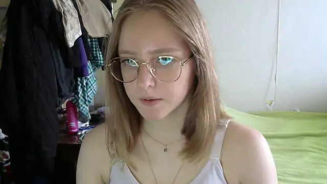 WinifredLunney webcam