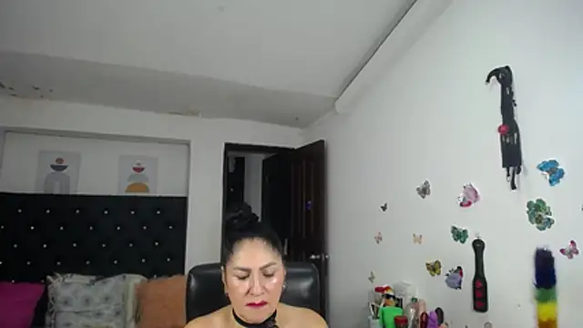 mature_bigboobs10 webcam