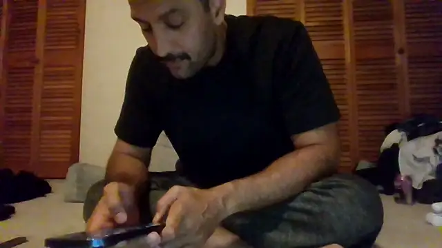 cashmasterzobistone webcam