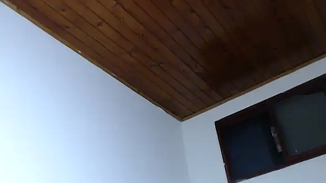 adrixxx38 live cam on StripChat