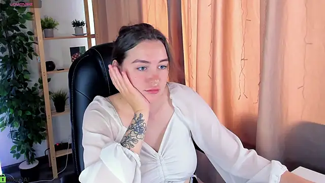 Secret_goddes webcam