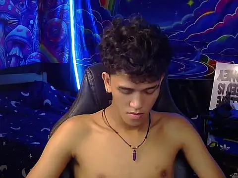 hugekenbigcock webcam