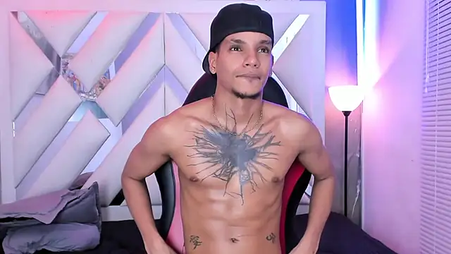 kai_storm77 webcam