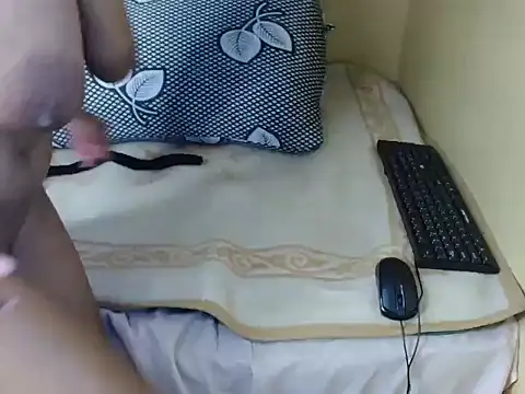 Honey_Glow_ webcam