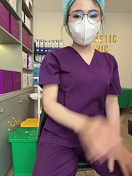 secretly_masturbating Live Web Cam Show