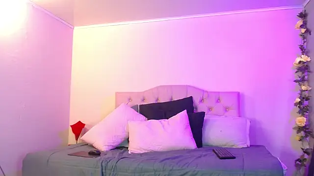 megan_lover live cam on StripChat