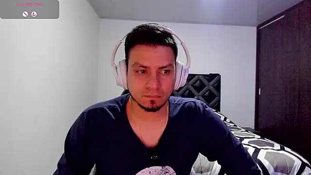 Rick_Adams live cam on StripChat