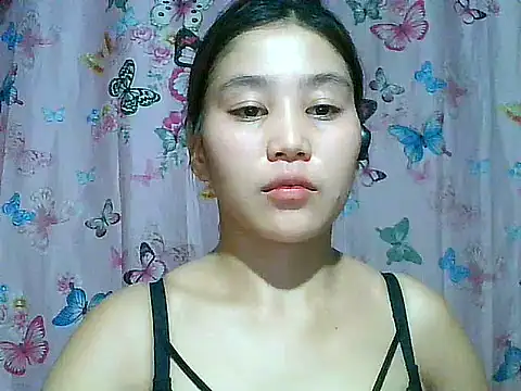 SexyAsianPussy4u webcam