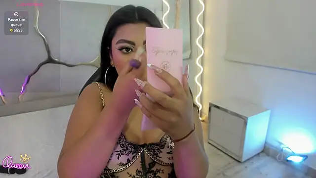 Laulin_tay webcam