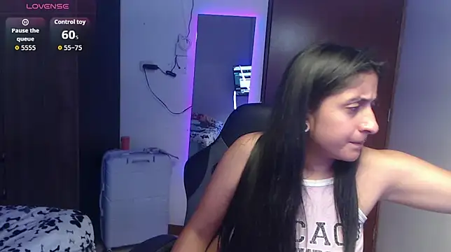 Cameron_cutte webcam