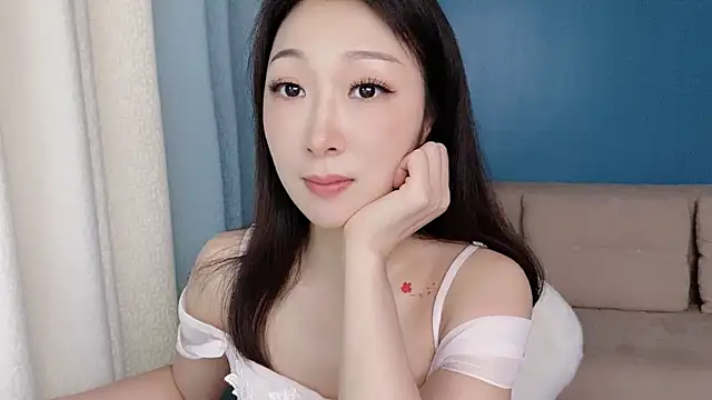 ella55-- webcam