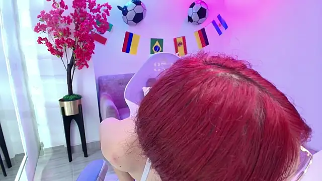 Lucy_mazzy webcam