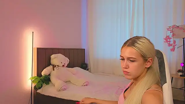 ChloexBarbie webcam
