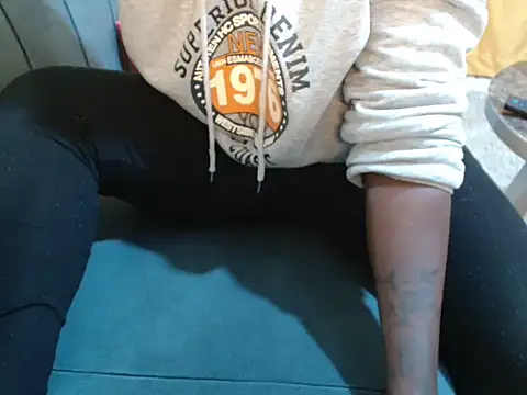 leslysexygirl webcam