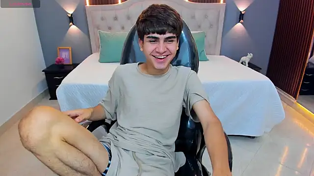 Tommy18__ webcam