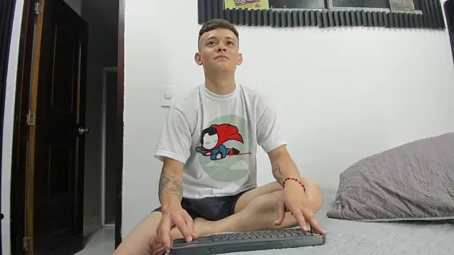 Robinlion91 webcam