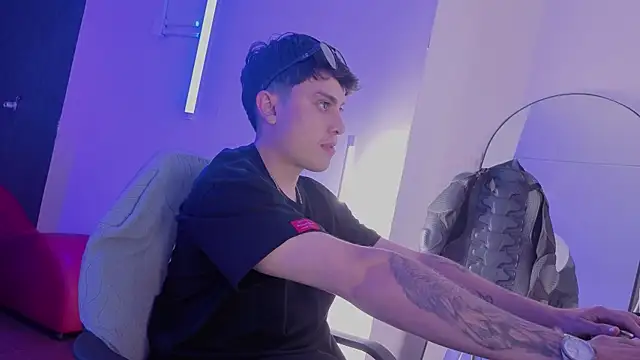 angel_still_ webcam