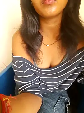 Navya6879 webcam