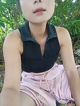 Linda-yiyi webcam