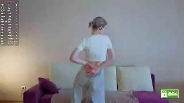 HongTomczak live cam on StripChat