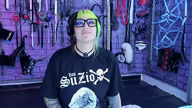 PANDORANEZZ live cam on StripChat