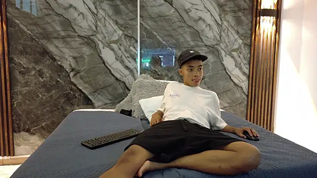 Samy_King23 webcam
