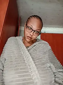 ShantelBootyBoobs webcam