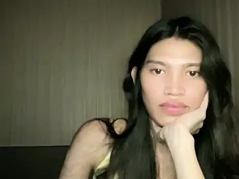 Yourgoddess_jayve webcam