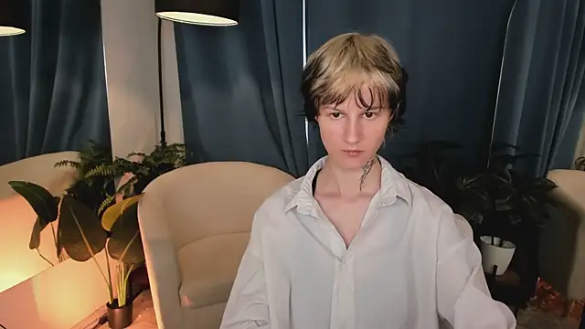 Senpai_Sins webcam