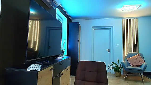 SweetTaya33 webcam