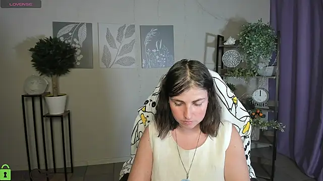 MartaEdams webcam