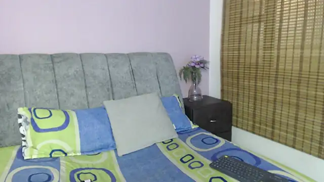 Samantha__Benet webcam