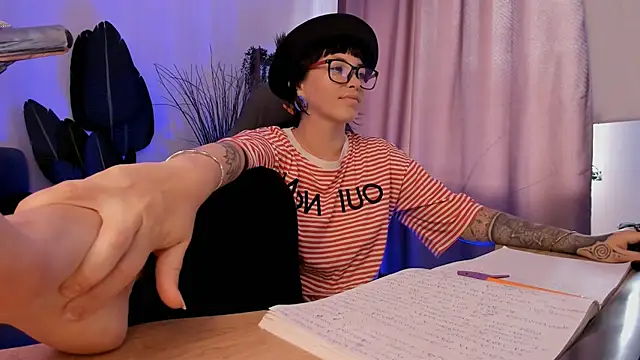 NeoGeisha webcam