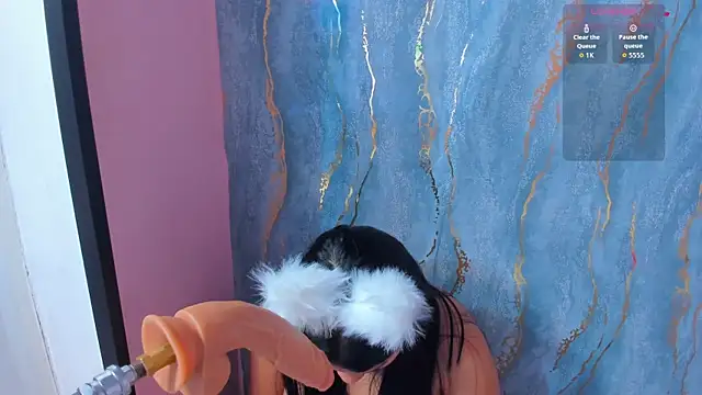 lia_sucker webcam