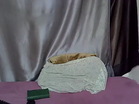 Cupshee9 webcam