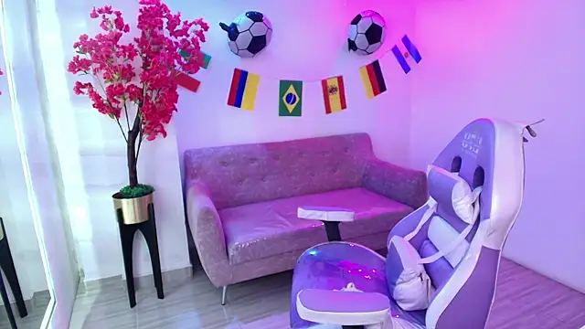 Lucy_mazzy webcam