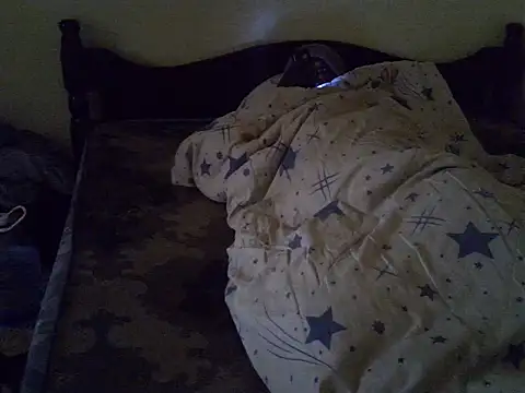 poojr2 webcam