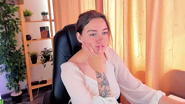 Secret_goddes webcam