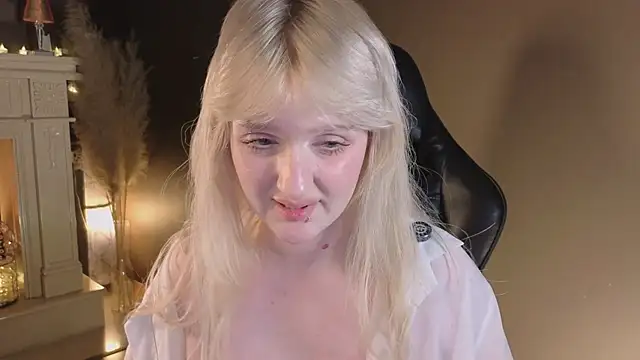 ELLIEJAY webcam