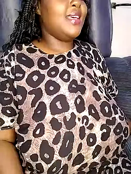 Bigboobylovers webcam
