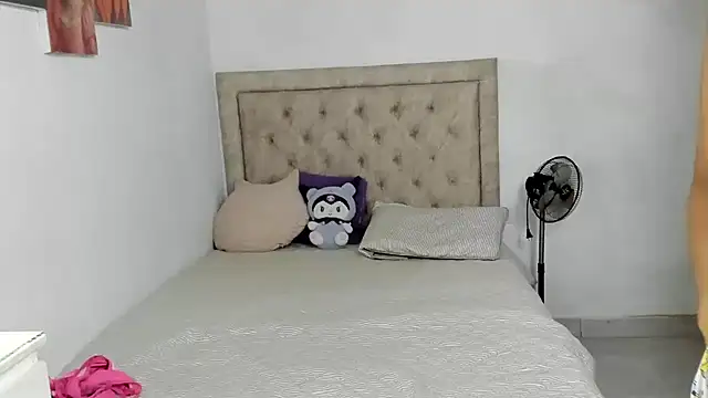 Criss_Ariana30 webcam