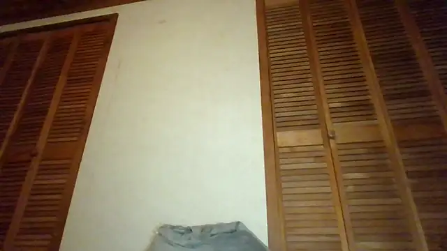 cashmasterzobistone webcam