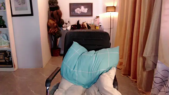 Goddess_Pleasure webcam