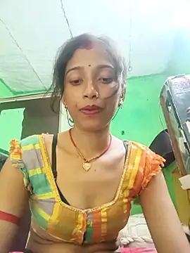 Cut_shivi56 webcam