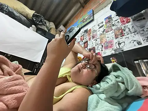 violeta_818 webcam