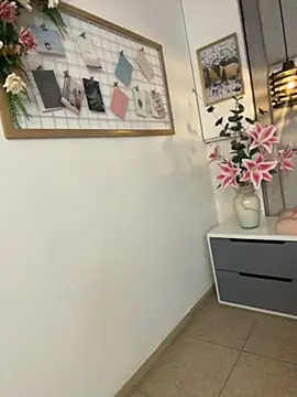 IvonneOwen webcam