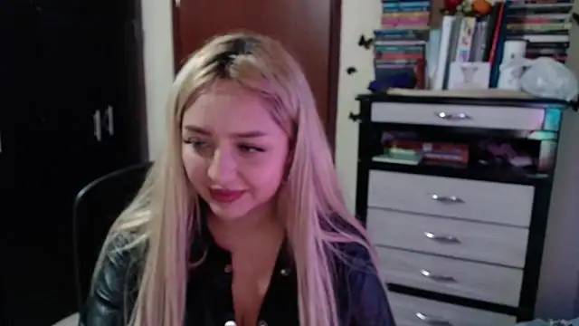 Cammile__Iryna webcam