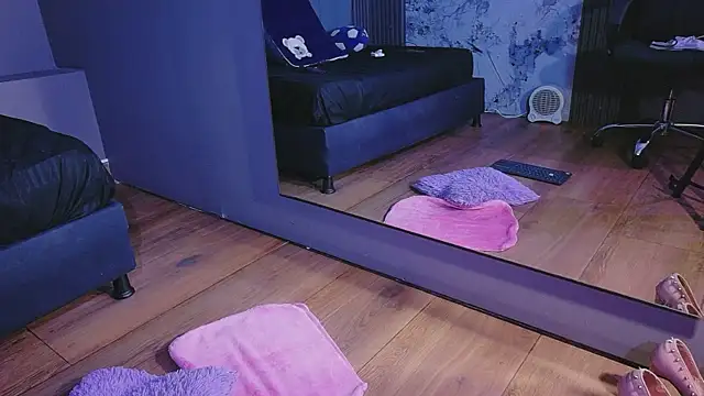Chloe16_ webcam