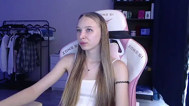 kitsune888 webcam
