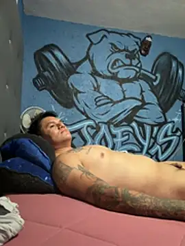 LatinoLeones webcam